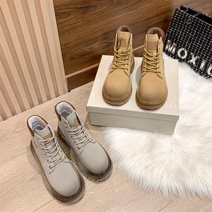 2022 Designer Boot JC Normancho Lace-Up Leather Boots Gray Yellow Top Martin Shoes Platform Utomhus Casual Tjock Bottom Women Sneakers 35-41 EUR