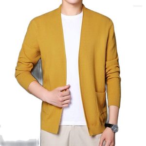 Herrtröjor 2022 Herrstickad cardigan tröja Autumn Fashion Gentleman's Trend Solid Color V-Neck Gray Black Hushåll