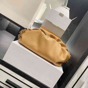Clutch Bags Designer Bags Women Handbag Cloud Crossbody Leather Messenger Big Gold Chain Designers Wallets For Lady 1122