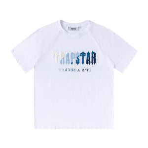 Mäns T-skjortor Kvinnor Trapstar White Blue Thandduk Broderi Kort ärm Shorts Set Spring Summer Fashion Streetwear T-Shirtmotion Current 951