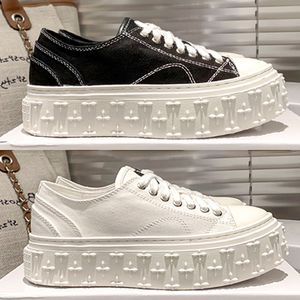 Мода повседневная обувь Smfk Garden Retro Low Platform Platform Canvas Triple White Black Luxury Women Flat Designer Sneakers Top Womens Trainers Size 35-40