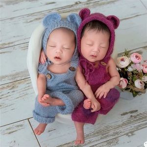 Czapki czapki urodzone niemowlę niemowlę Pygację Props chłopiec dziewczyna stroje urocza niedźwiedź kapelusz i kombinezon ustawił miękki mohair bebe po ubrania Jumsuit 220907