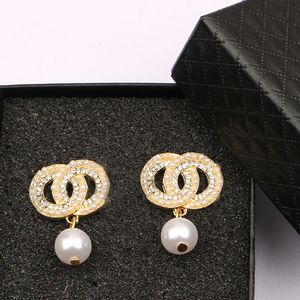 Enkel 18K Gold Plated 925 Silver Luxury Brand Designers Double Letters C Stud Geometric Famous Women Round Crystal Rhinestone Pearl Earring Wedding Party Jewerlry