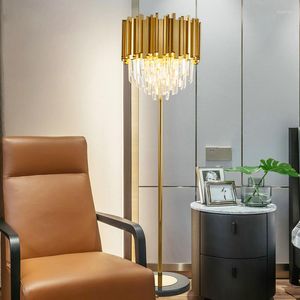 Lâmpadas de piso iluminando estilo europeu lâmpada de mesa de cabeceira luxuosa quarto de cristal simples criativo romântico moderno moderno