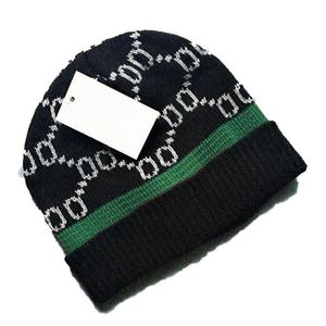 Winter hat luxury designer beanie men knitted skull cap classic letter solid color wool bonnet for womens mens beanies simple black white grey hg0208
