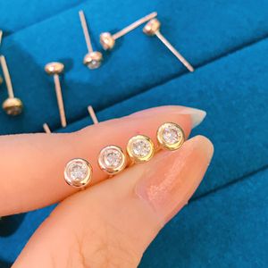 Kadın Mücevher Küpe Kulak saplamaları 0.2ct Kabarcık Yuvarlak Au750 Sarı Altın Gül Altın