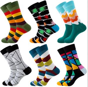 Meias de algodão para homens homens de alta qualidade Padrão de animais longos Tubo longo Esporte Funnic Outdoor Novelty Skateboard Socks Crazy Socks