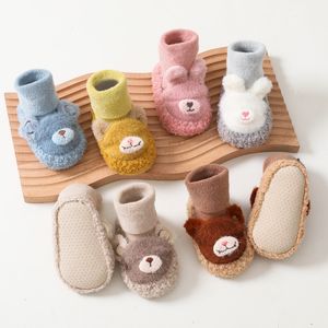Детские носки на пол мультфильм животные сгустие пушистые хлопковые анти -скольжения мягко удобны для новорожденных младенцев