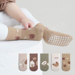 Autumn Winter Baby Socks Combed Cotton Non-Slip Infant Toddler Floor Socks Nyf￶dd tecknad strumpa