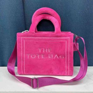 TOTES MARC TOTE ÇANTI Peluş Kadınlar İçin Tasarımcı Çanta Mektubu Tote Omuz Crossbody Çanta Moda Küçük Kadın Alışveriş Çantaları Top Handle 220627
