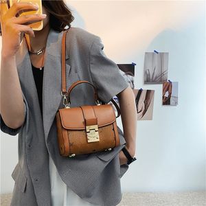 Handväska Boston Pillow Bag Stylish Trendy Brand One-Shulder Crossbody Bag Woman