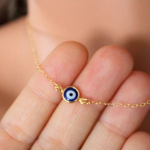 Enkel Evil Eye Thin Pendant Kvinnor Halsband Fashion Gold Choker Chain