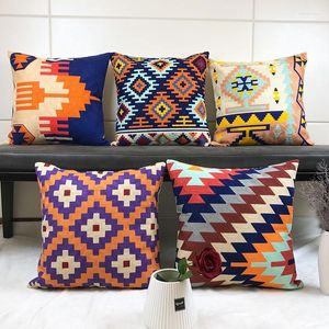 Poduszka dekoracyjna haftowana okładka w stylu Kilim płótno bawełniane haft kwadratowy 45x45 cm na sofę krzesło do łóżka