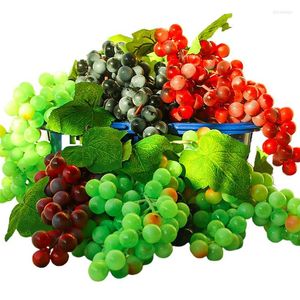 Party Decoration 9 Bunches Artificial Grapes Realistic Plastic Fake Fruit Cluster Po Props Home Garden Decor Christmas Wedding Supplies