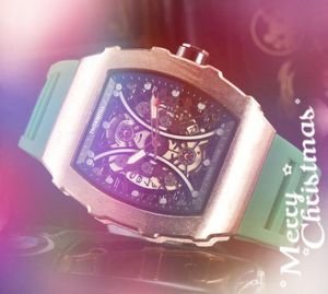 ساعة مميزة للرجال الرياضي الفاخرة الفاخرة 43 ملم كوارتز للحركة Core Fashion Silicone Strap Multi Color Militar
