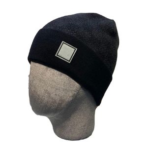Hats Caps cloches lletterv knit chapéu o mais recente chapéu de lã xadrez de tendência de inverno respirável de ponta bordada