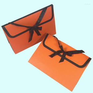 Confezione regalo 100 pezzi Scatola pieghevole Borsa per imballaggio Sciarpa di seta Fazzoletto Busta UV arancione SN3616