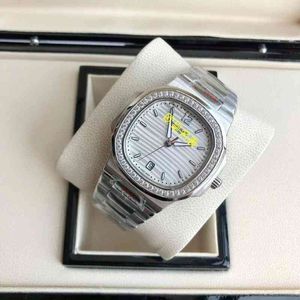 الساعات الفاخرة للرجال والرياضة النسائية الأنيقة SeriesWristwatches Watch Watch