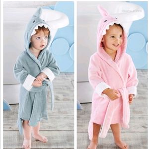 Handtücher Roben 26 Jahre Baby Robe Cartoon Hoodies Mädchen Jungen Nachtwäsche Gute Qualität Badetücher Kinder Weiche Bademantel Pyjamas Kinderkleidung 220909