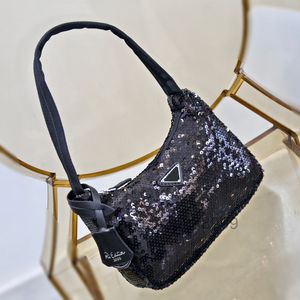 Designer PA Mulheres Glitter Underarm Bag Luxurys Designers Bags Itália Milano Reflection Bolsas de alta qualidade Black Fashion Nylon Tote Half Mo