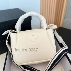 Bolsas de designer Bolsas de ombro de sacos de balde de alta qualidade Triângulo feminina embreagem bolsa de luxo crossbody grande capacidade de luxo preto branco h