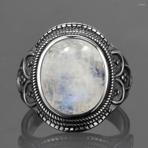 Cluster Rings Nasiya Est Big Oval Natural Moonstone Gemstone Per Uomo Donna 925 Gioielli in argento Festa di nozze Regalo di compleanno all'ingrosso