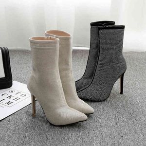 Botas de neve de verão para mulheres retas mulheres apontadas diamante sapatos de salto alto mulher no outono e inverno