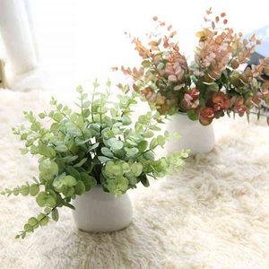 Faux Floral Greenery 5 PCslots Green Artificial Eucalipto Plantas de Plástico Plantas Deixe Buquê de Grass para Destar Decoração Falsa de Partidos em Home J220906