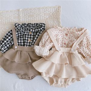 Overaller sommar babykläder födda flickor pojkar bodysuits långärmad spädbarn småbarn rutnät kostym prinsessan romper outfit set 220909