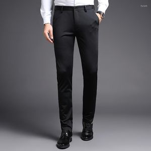 Herrdr￤kter m￤n blazers svarta kl￤nning byxor bekv￤ma rak r￶r koreansk version h￶sten v￤sterl￤ndsk f￶r m￤n aff￤r casual