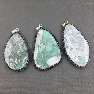 Naszyjniki wisiorek My1026 Freeform Green Jaspers Pave Rhinestone Abalone Shell Gem Stone Druzy Charm