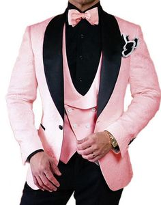 Smoking rosa Borbolefly Jacquard Groom Tuxedos em relevo o padr￣o tridimensional do blazer masculino de vestido de noiva masculino Multi-Color Opcional