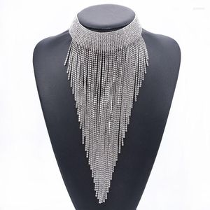 Choker Luxury Crystal Tassel Stor krage halsband Kvinnliga br￶llopsfest uttalande stora bib kvinnliga smycken
