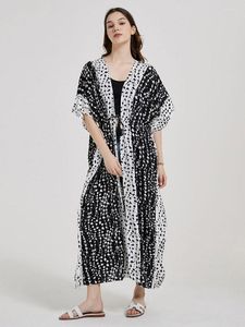 Costumi da bagno da donna Moda elegante Stampa Coprispalle Pareo Abito da spiaggia Pareo Abbigliamento donna Gite estive Costumi da bagno donna Tuniche Kimono