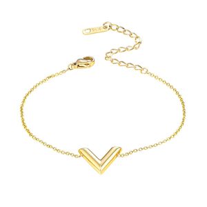 V Carta de encanto Braceletas para mujeres 18k Gold Titanium Steel Love Bracelet Silver Rose Gold Color Bangles Fashion Luxury Link Chain Joya Girlry Girls