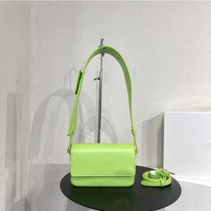 Designerbeutel STLYE NEU 2022 Berühmte breite Gurte Unterarm Bag Messenger Fashion Single Umhängetasche Doppelgurt Größe 20-13-5 cm