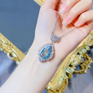 Anhänger Halsketten Trendy Für Frauen Silber Farbe Schmuck Wasser Tropfen Geformt Aquamarin Hals Ornament Engagement Großhandel