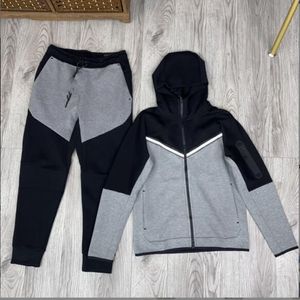 Gęste projektantka mężczyźni Technot Panting Tracksuit Mężczyźni Spodnie sportowe spodnie jogger spodnie dosty dna Techfleece Man Joggers Nowe przyjęcie czarnego koloru kafei kolor