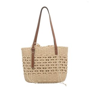 Kvällspåsar Stylish Women Woven Bag Handle Satchel Handwoven Casual Bucket Summer Bohemian Straw Hand Bag för Party Travel Lady