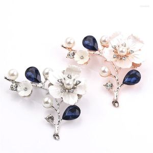 Brooches High Quality Women Charm Brooch Plum Blossom Flower Crystal Pearl For Lady Party Wedding Date Clothes Collar Jewelry Gift