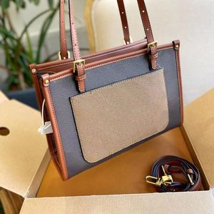 Ünlü Marka Tasarımcı Çanta Deri Vintage Desen Crossbody Copse Yeni Kadın Omuz Çantası Debriyajı