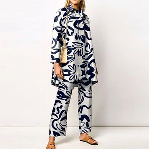 Calças de duas peças de duas peças outono de alta moda de mangas compridas camisas de calças conjuntos de streetwear elegantes lapela laipa de calça reta de duas peças feminina sets 220912