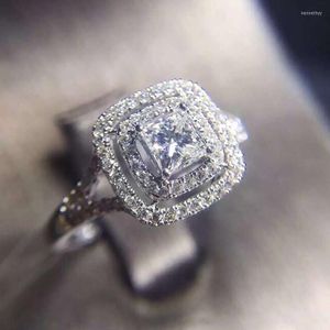 Br￶llopsringar vagzeb ly deignerade kvinnor engagemang underbara prinsessan klippt fyrkantiga kubiska zirkoniume fancy lady's ring present mode smycken