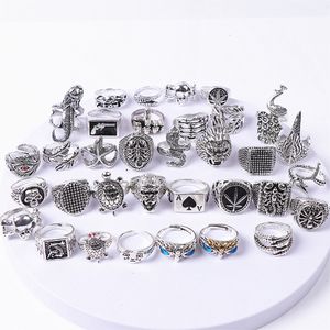Accesorios Joyas de moda Joyas 50 piezas/lote Punk Gothic Snake Owl Skull Animal Silver Rings For Women Men Mix Style Jewelry vintage ...