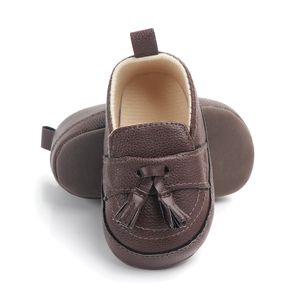 Обувь для новорожденных мальчиков и девочек Первые ходунки Детские мокасины Обувь из искусственной кожи Prewalkers для детей Обувь для кроватки