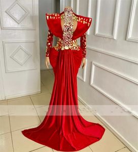 Aso ebi Red African Crystal Black Girls Party Gowns Plusサイズの女性ローブDe Soireeのためのイブニングドレス