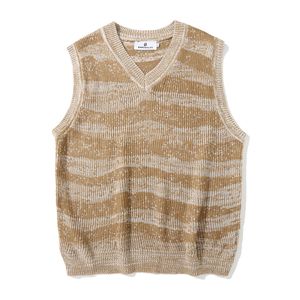 Men s Sweaters HOUZHOU Vintage Vest Knitted Sweater Sleeveless Men Retro V neck Pullover Khaki Japanese Streetwear Harajuku 220912