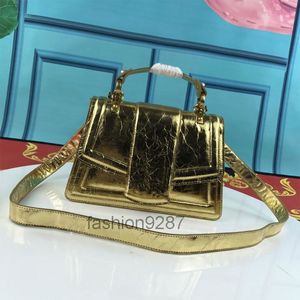 Crossbody 가방 여성 핸드백 Sholder 가방 Fashon 일반 편지 하드웨어 분리형 송아지 가죽 어깨 끈 버클 진주 장식을 누르면 최고 품질 2022