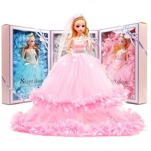 Dolls Girl Toys Doll Simulation Children's BJD Klä upp julklappar söta tecknade bröllopsprinsessor 220912