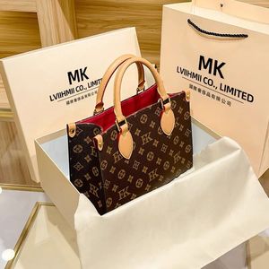 Klasik çiçek baskı kadınları üzerinde çanta çanta lüksler tasarımcıları Shouder Crossbody çanta gerçek deri messenger bayanlar seyahat çanta